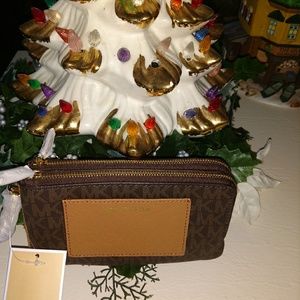 New Michael Kors Signature Wristlet